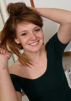 ATK Archives: Tabitha (Tabitha spreads her pussy)