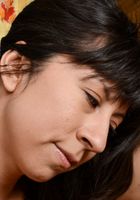 ATK Natural & Hairy: Vivi Marie (Hairy Latina Vivi spreads her bush)