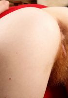 Hairy MILF Zia spreads her bush, Zia (zia002) ATK Petites: Zia (Hairy MILF Zia spreads her bush)