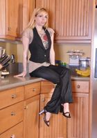 ATK Petites: Zoe (Zoe in masturbation)